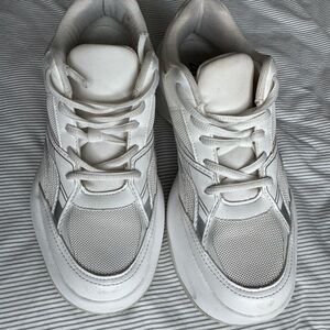 Zara White Sneakers Modern Chunky Design